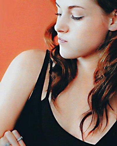 Kristen Stewart Bella Swan - 0bdecb5178.jpg