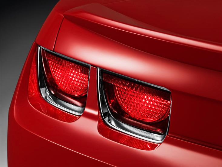 Chevrolet - 2010-Chevrolet-Camaro-RS-Taillight-1280x960.jpg