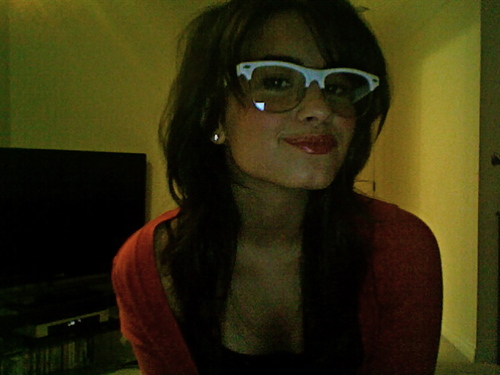 Demi Lovato - demi-lovato-glasses.jpg