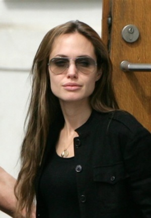 Angelina Jolie - 12326238431.jpg