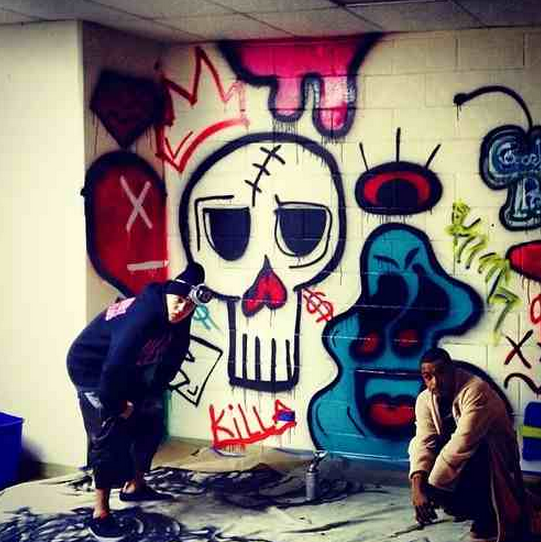  Justin maluje graffiti - joj.png