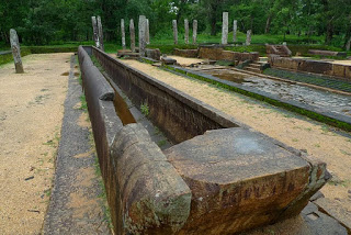 Nieoficjalna zaka... - abhayagiri-anuradhapura-1. Zabytek z miasta Anuradhapurna na Sri Lance.JPG