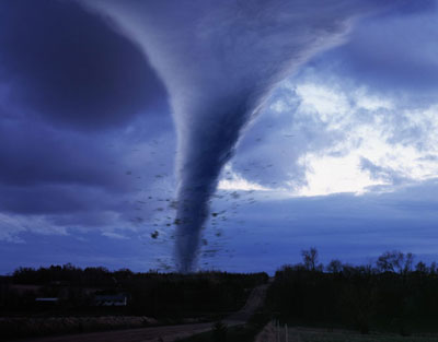 w naturze - eye-of-tornado-1.jpg