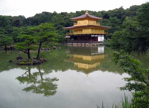świątynia buddyjska - Kinkakuji.jpg