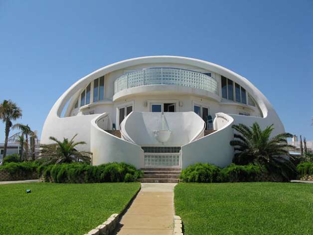 Budowle - Dome House Florida, USA.jpg