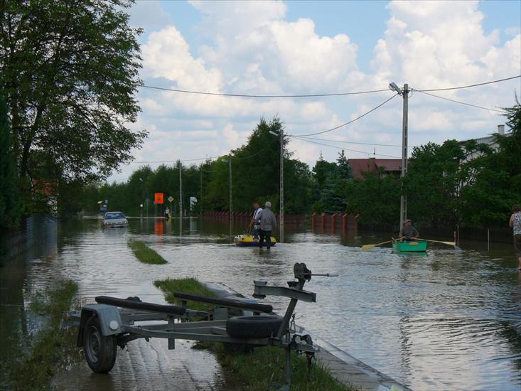 Powódź u mnie - Droga krajowa z Tarnobrzega do Sandomierza.jpg