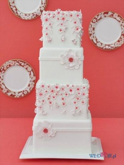 dekoracje kwadratowych tortów weselnych - 1 28.jpg