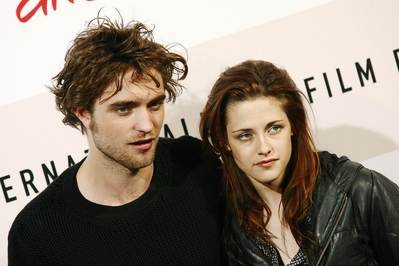 Rob and Kris - normal_19878_celebrity_city_kristen_photocall_02_53_122_576lo.jpg