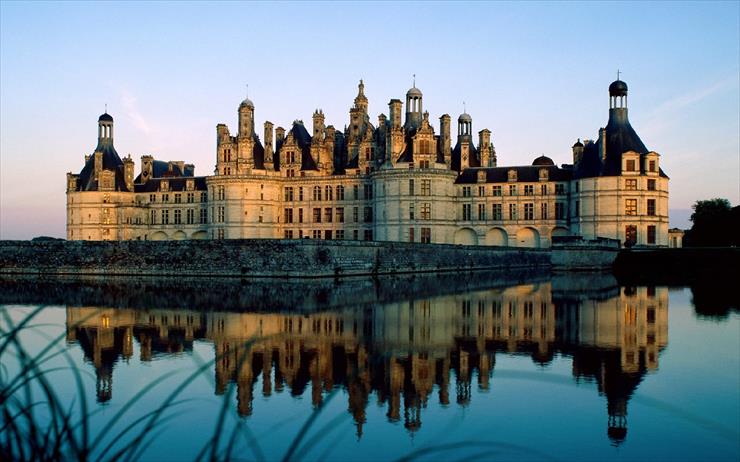 Zamki - Chateau de Chambord, France.jpg