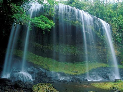  2 Lato - lrg-1787-waterfall__palau__micronesia.jpg