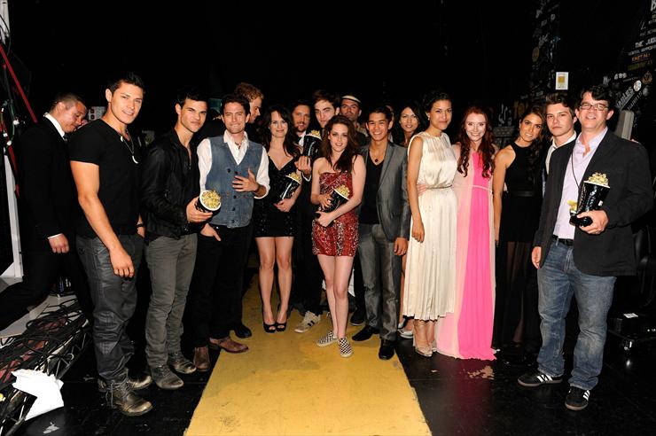 MTV Movie Awards 2011 - casthq2.jpg