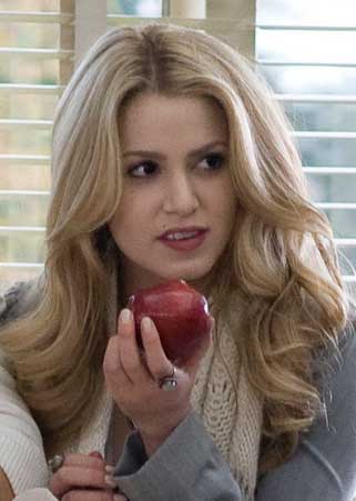 Bohaterowie - Rosalie Hale.jpg