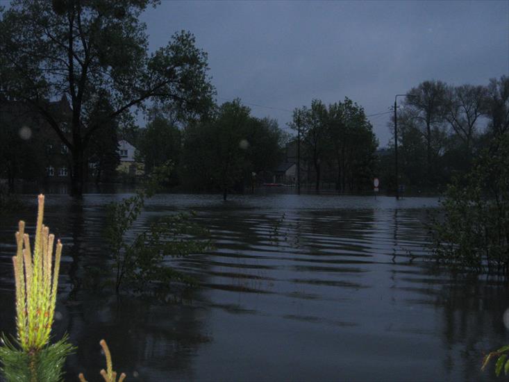 Zabrze powódź 2010 - powódź.jpg 10.jpg