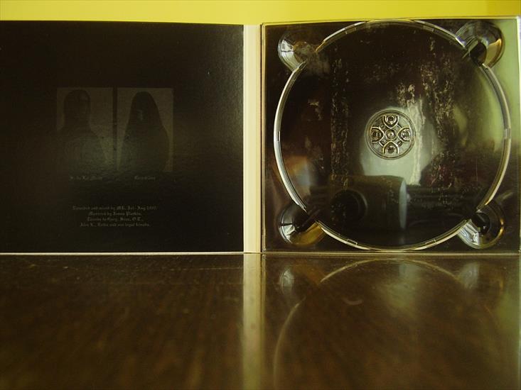 2008 Cult of Ruins - Digipak - inside.JPG