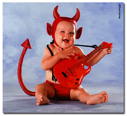 dzieci-zabawne - diabełek z gitara.jpg