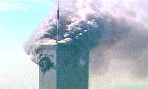   11 września 2001 World Trade Center - Budynek World Trade Centre po pierwszym ataku.jpg