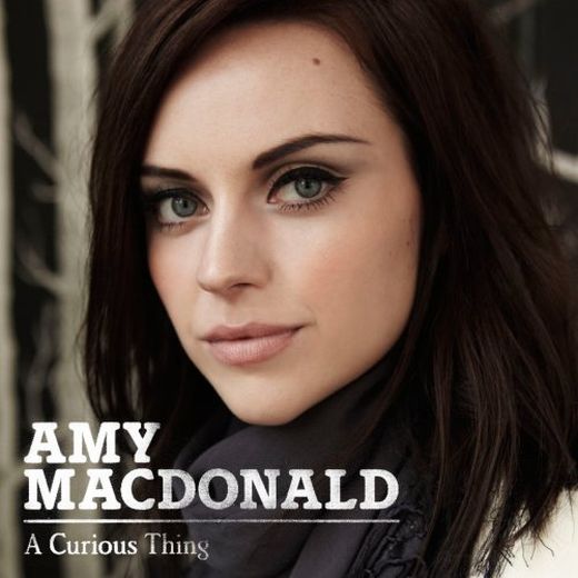 muza - Amy MacDonald-A Curious Thing-2010.jpg