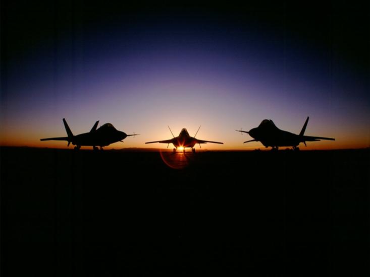 TAPETY - Raptor_fighter_planes_sunset_USA_air_forcee.jpg