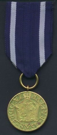 odznaki i medale1 - 200px-Medal_za_Odrę,_Nysę,_Bałtyk-awers.jpg