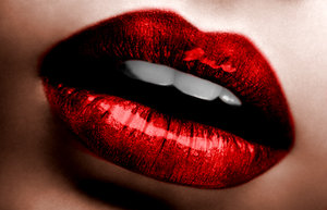 Piękne Usta - Red_lips_by_lastTrip69.jpg
