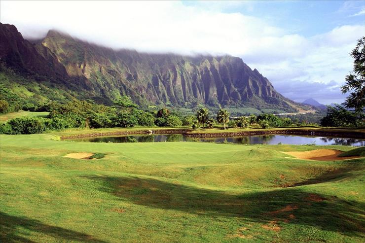 Webshots Collections - 16th Hole, Koolau Golf Club, Kaneohe, Hawaii  www.golfshots.com.jpg