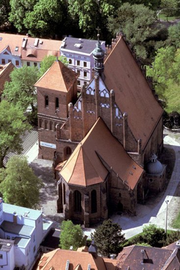 Z lotu ptaka - Katedra św. Marcina i Mikołaja w Bydgoszczy.JPG