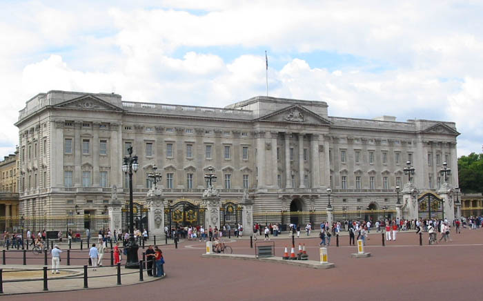 Palace of Westminster - siedziba brytyjskiego parlamentu - Buckingham-Palace-Westminster-London-4.jpg